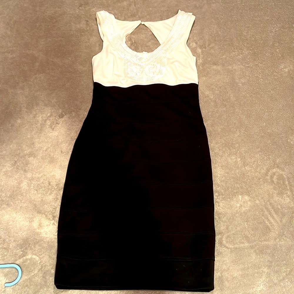 MIDI Dress - NWT